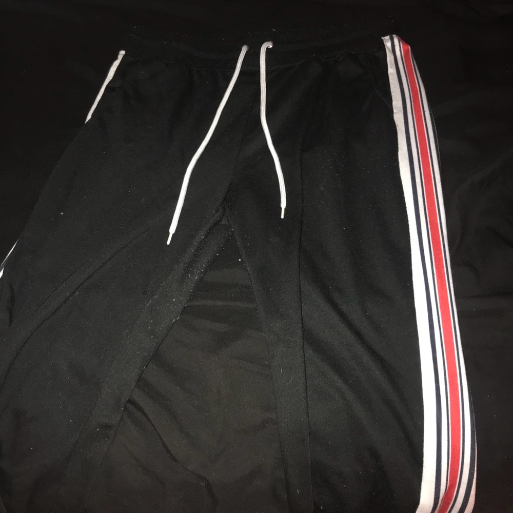 Joggers - Picture 2 of 2
